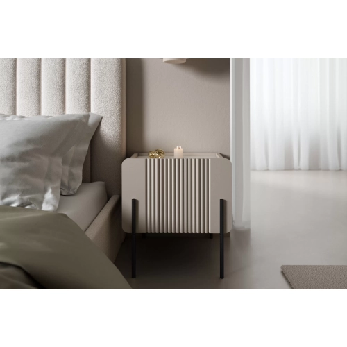 Szafka nocna z szufladą Malmi 45 cm - kaszmir / crema bianca / czarne nóżki
